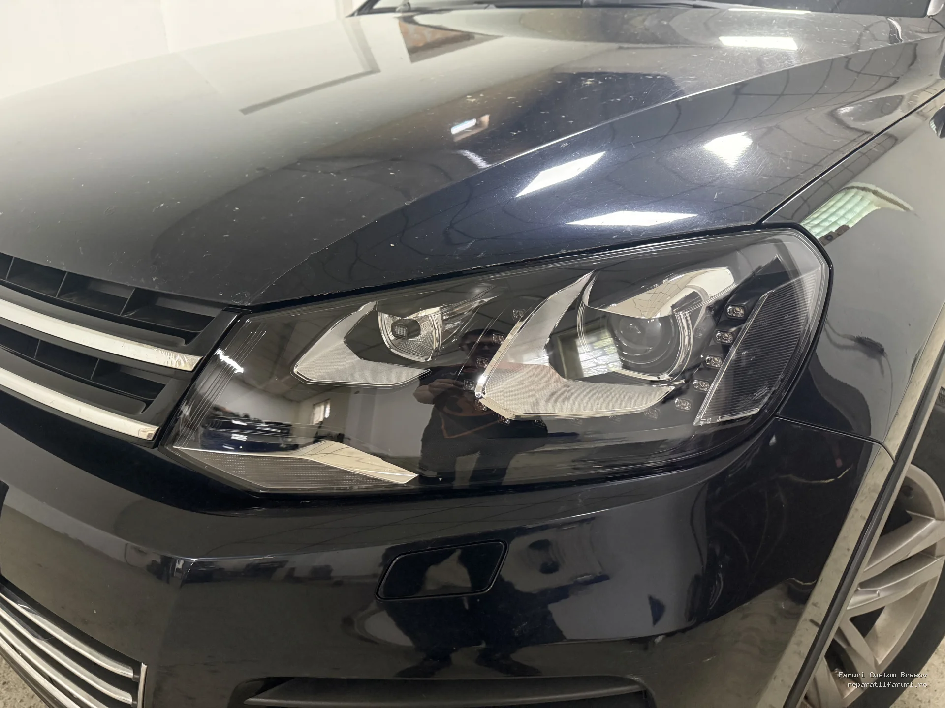 Inlocuire sticle far Volkswagen Touareg 2 - Faruri Custom Brașov