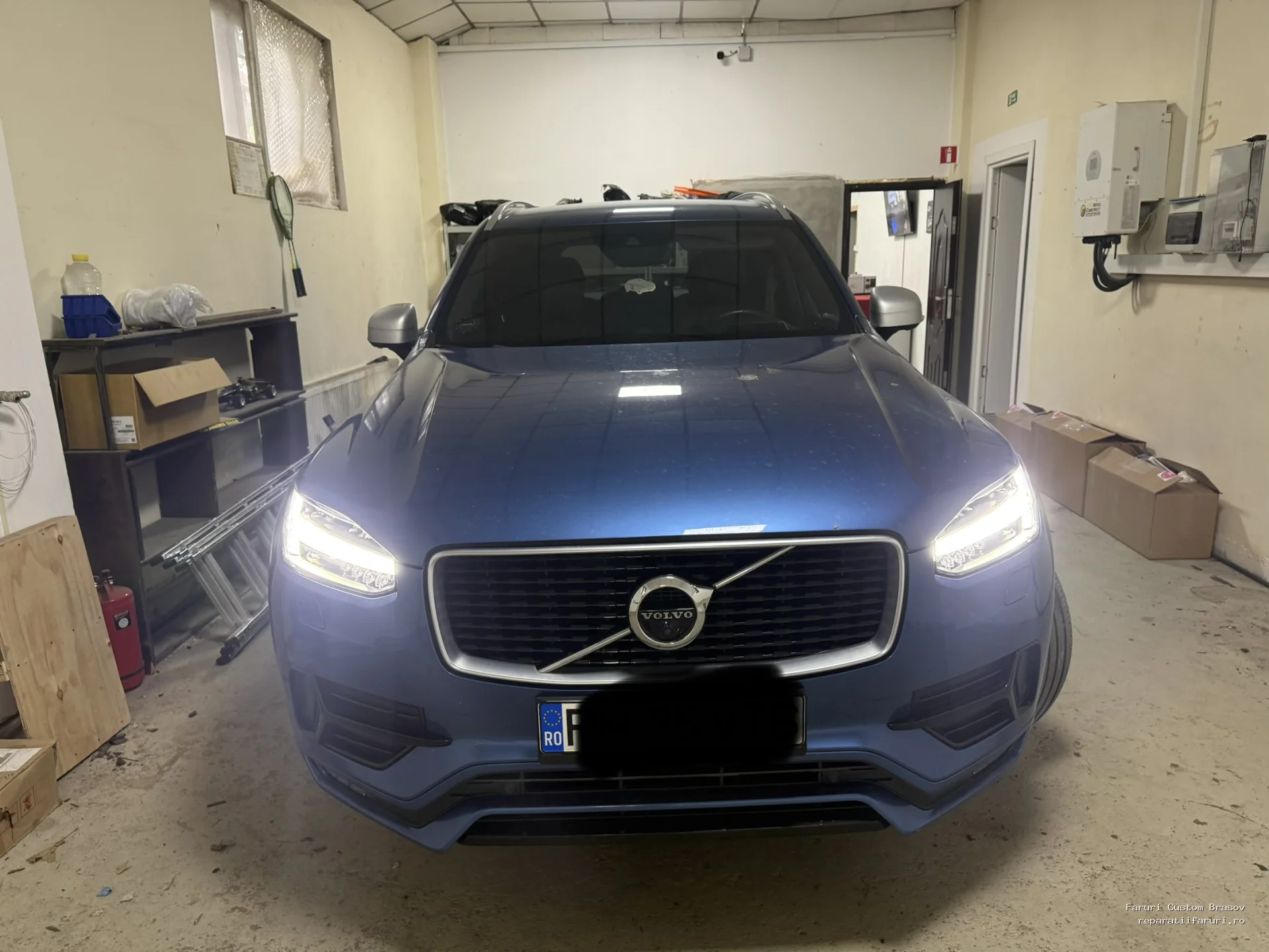 Sticle noi + modul Volvo XC90 2015-2022 - Faruri Custom Brașov Sticle noi + modul Volvo XC90 2015-2022 - Faruri Custom Brașov