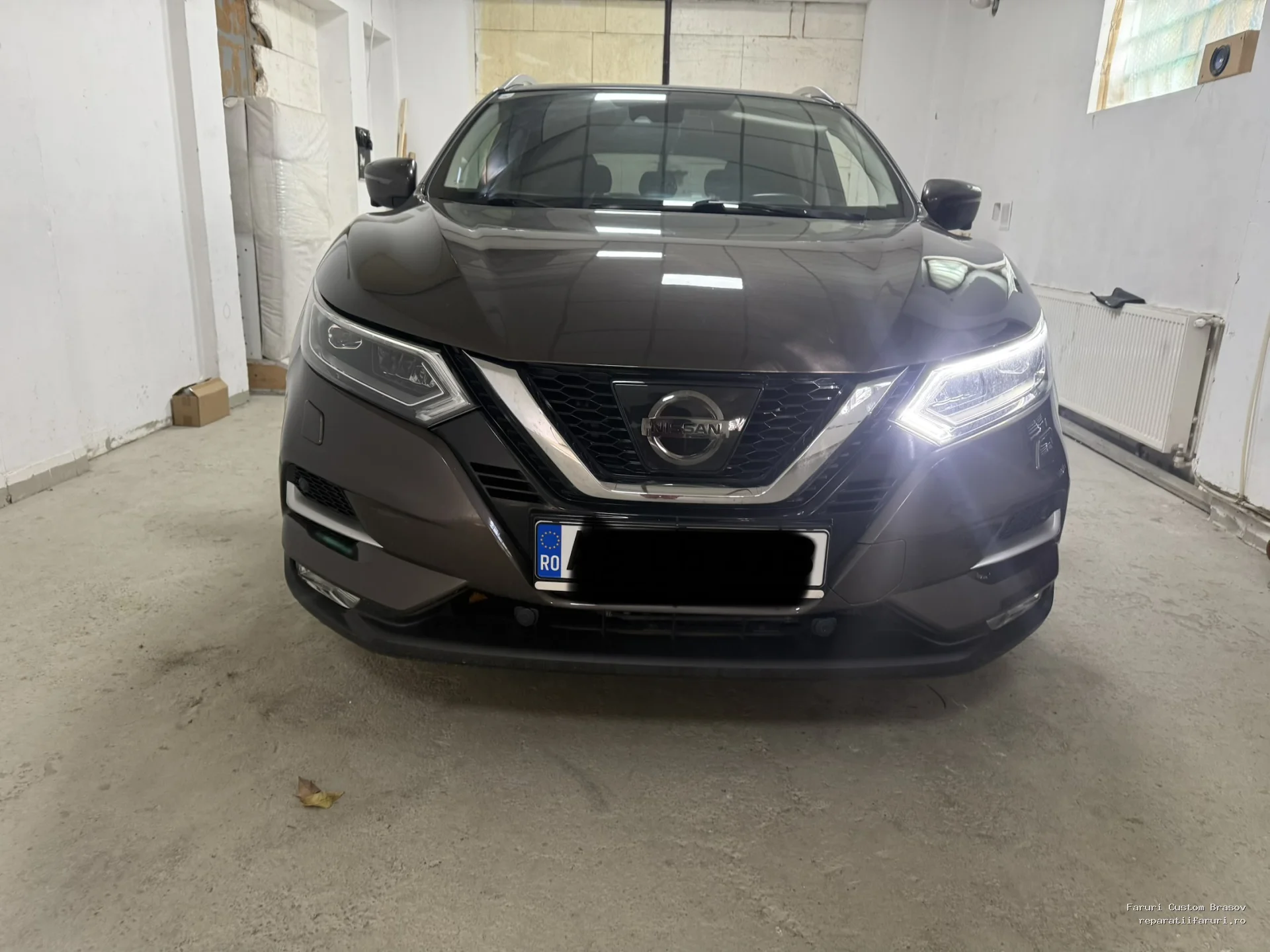 Defect lumina de zi Nissan Qashqai - Faruri Custom Brașov Defect lumina de zi Nissan Qashqai - Faruri Custom Brașov