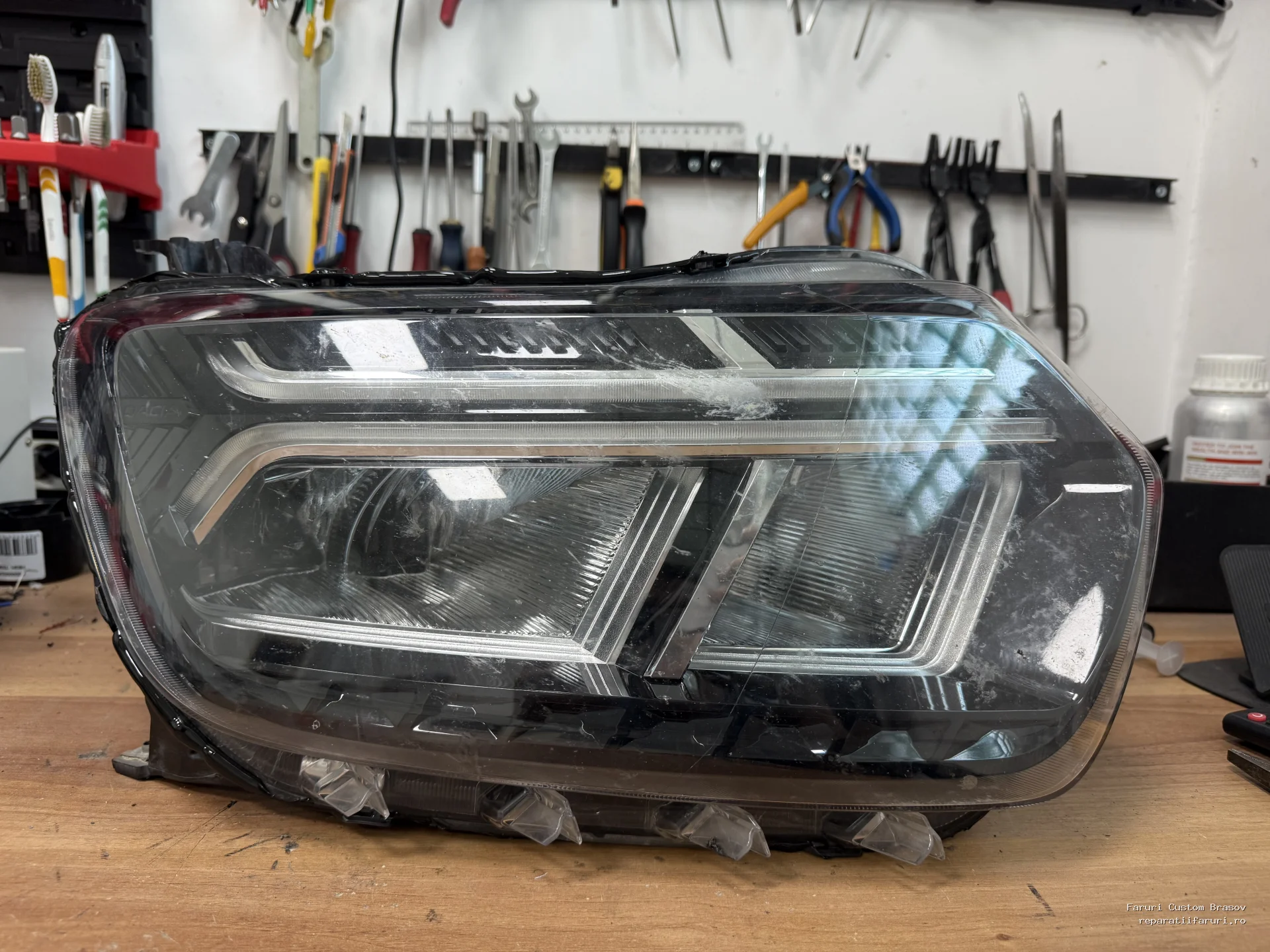 Reparatie Semnalizare defecta Dacia Duster 2 - Faruri Custom Brașov